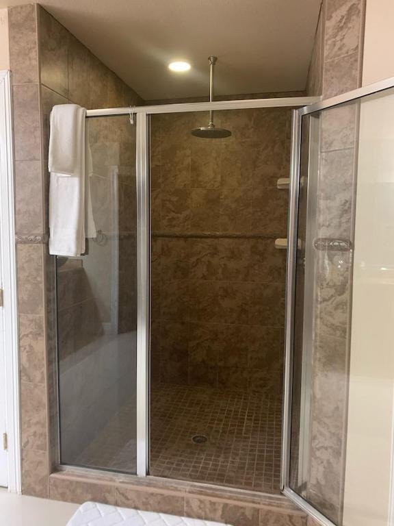 Brownsville Comfort 2 Bedroom 1 Bath , Spacious Kitchen And Outdoor Home Dış mekan fotoğraf