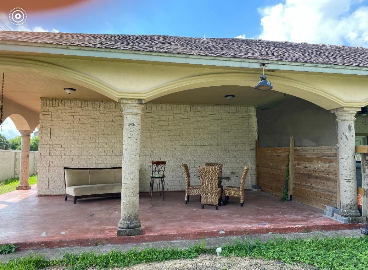Brownsville Comfort 2 Bedroom 1 Bath , Spacious Kitchen And Outdoor Home Dış mekan fotoğraf